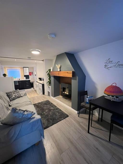 Haven - Beautiful 3 Bedroom House 밸리나인치 외부 사진